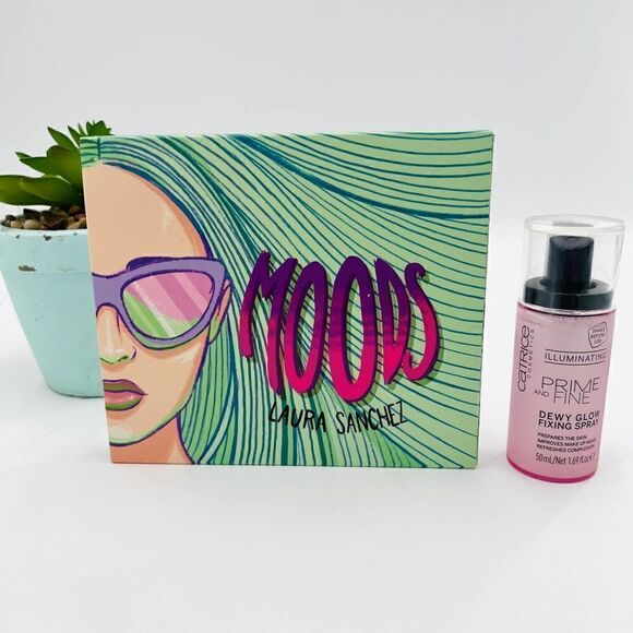 Moods by Laura Sanchez Eyeshadow & Highlighter Palette With Free Fixing Spray - Picture 1 of 7
